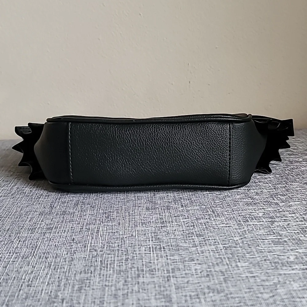 Jeffree Star Bat Wing Cosmetics Bag Case Black Red Limited Edition
